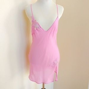 Vintage La Perla Women's Pink Embroidered Slip
